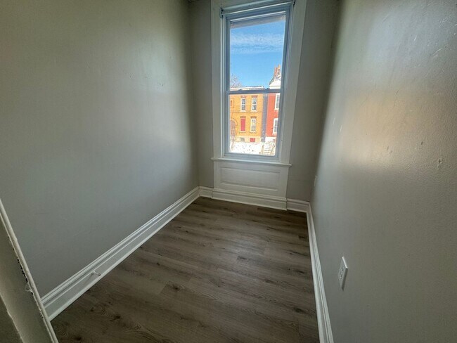 Building Photo - 2846 Wyoming St