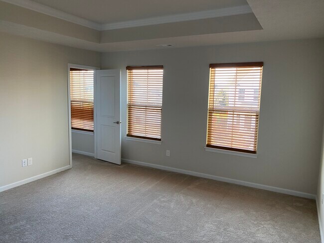 Building Photo - 1108 Meadow Run