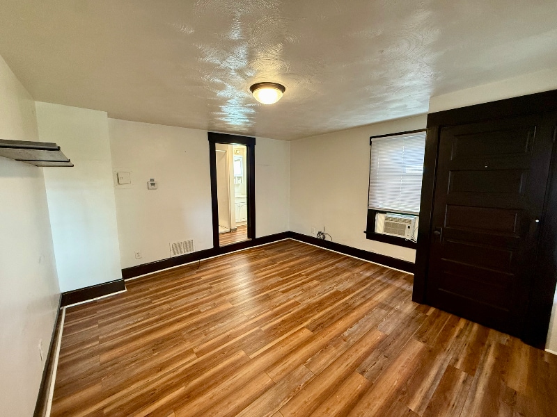 Building Photo - 327 Euclid Ave