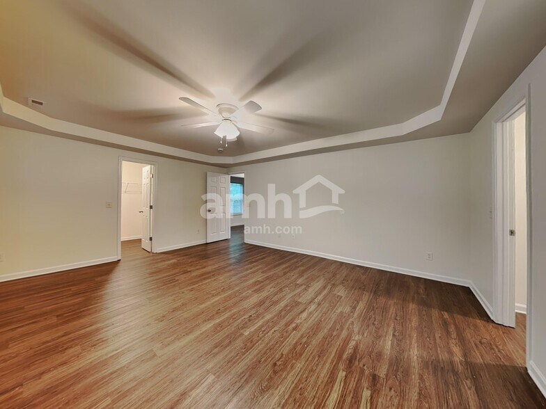 Building Photo - 3309 Vallejo Trl