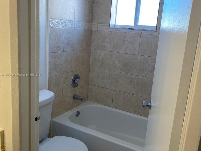 Building Photo - 14909 SW 80th St