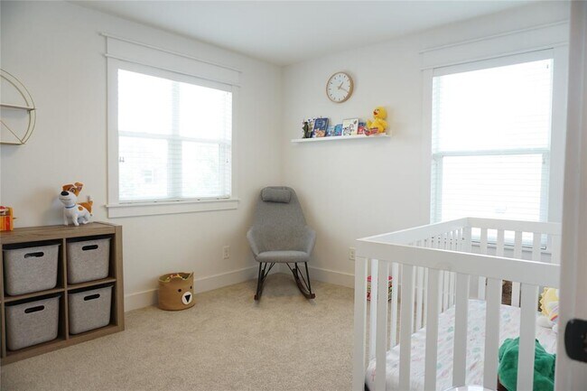 Building Photo - 8604 Capitol View Dr