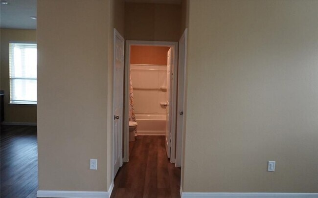 Building Photo - 14503 Overland Pass