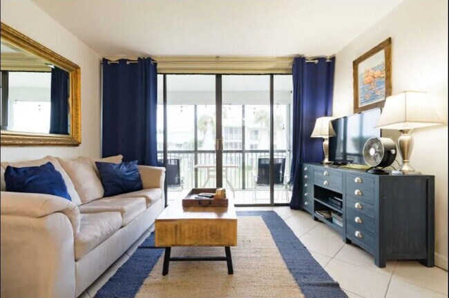 Building Photo - 2400 S Ocean Dr