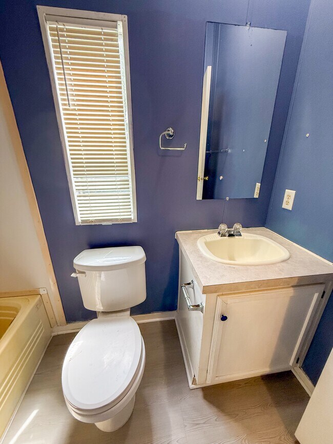 Building Photo - 4506 Legend Falls