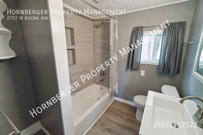 Building Photo - 2702 W Boone Ave