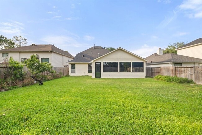 Building Photo - 8506 Regalbrook Dr
