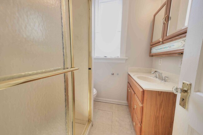 Building Photo - 4330 Gertrude Ave