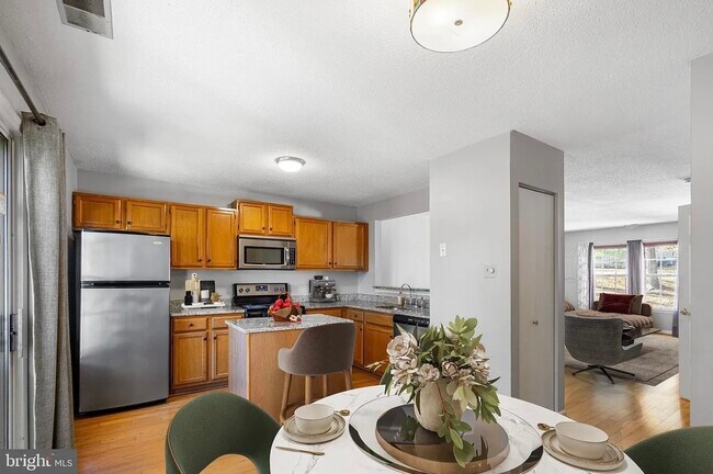 Building Photo - 4770 Dorsey Hall Dr