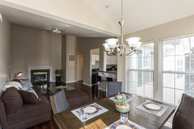 Building Photo - 7507 Snowpea Ct