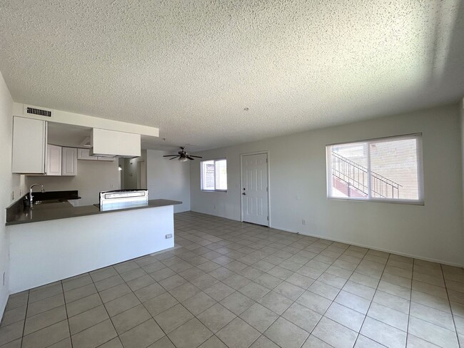 Building Photo - AVAILABLE NOW!! 2 Bedroom 2 Bath Apartment...