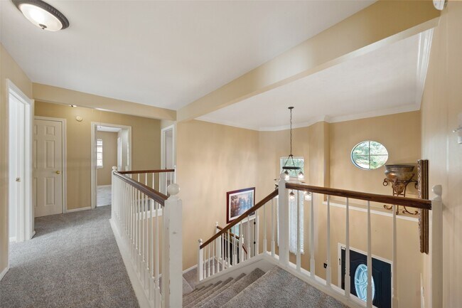 Building Photo - 4422 Pine Breeze Dr