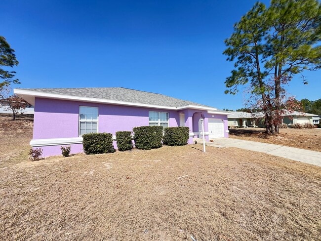 Building Photo - Your 3BD/2BA Peaceful Retreat in the Heart of Ocala!