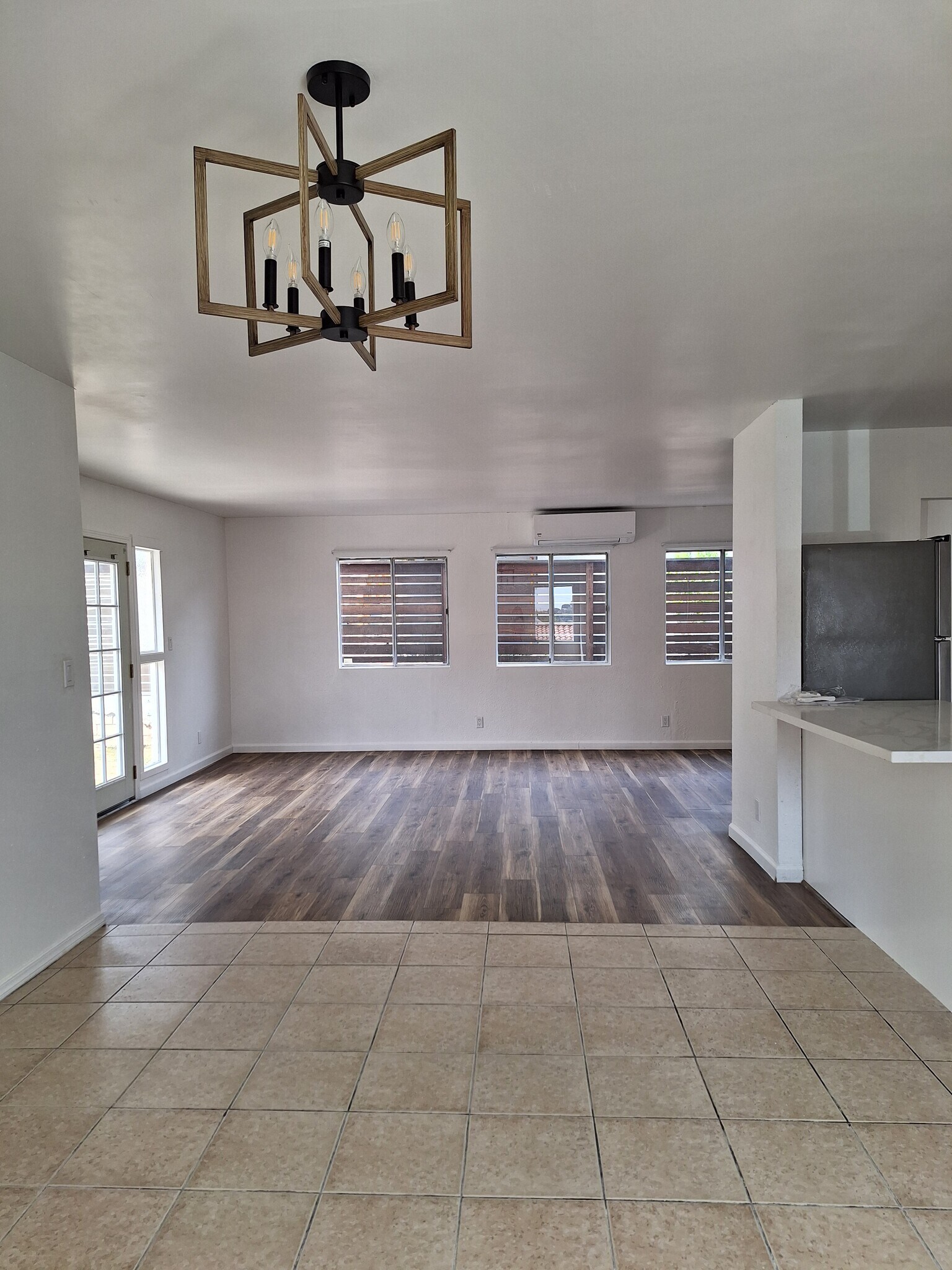 Building Photo - 1835 N Ave 53