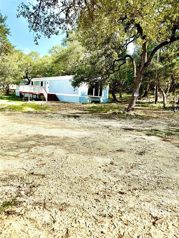 Building Photo - 750 Oak Meadows