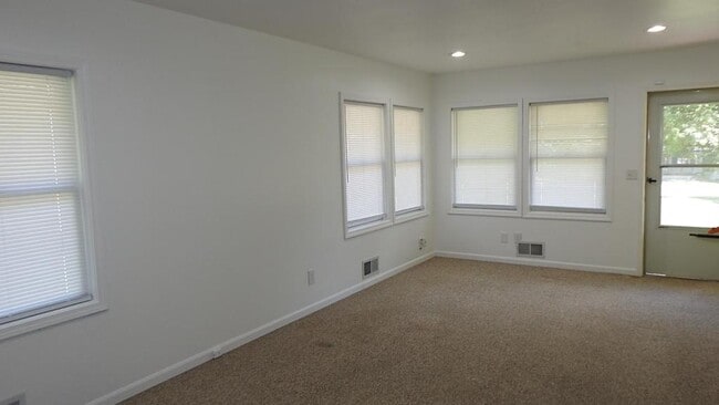 Building Photo - 4108 Elledge Dr