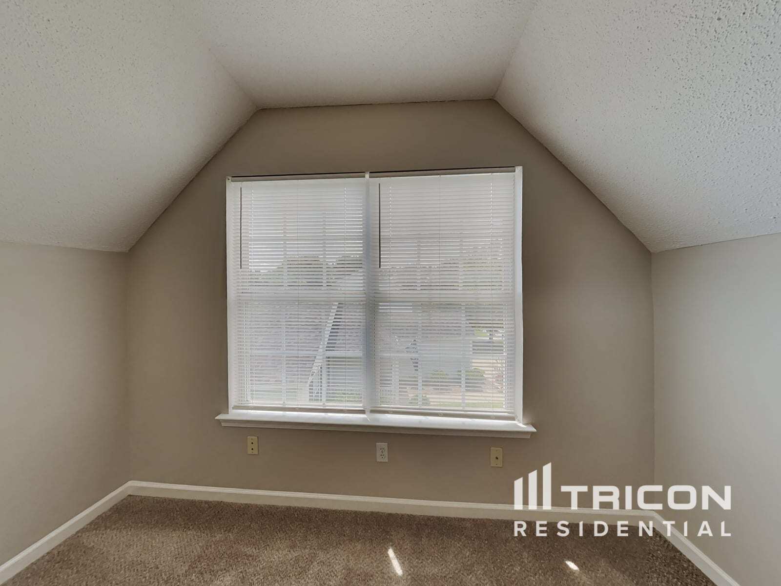 Building Photo - 108 Springway Dr