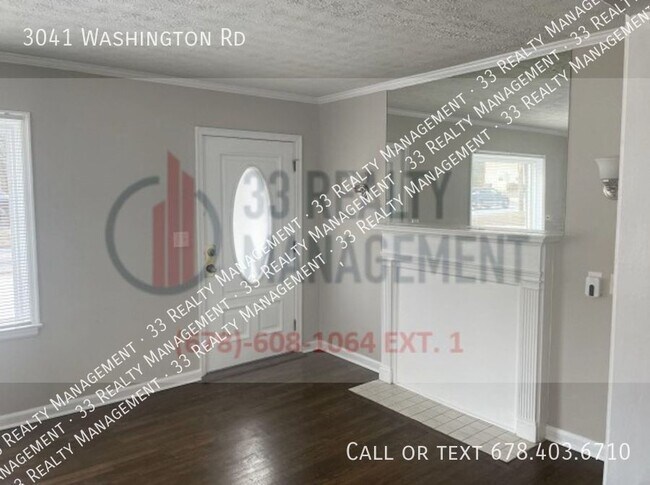 Building Photo - Renovated 3Bd/1Ba One-Level Single Family ...