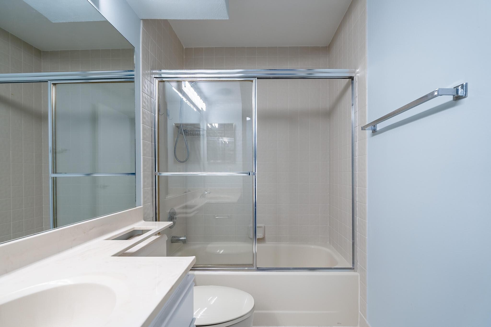 Building Photo - 3351 Emerald Oaks Dr