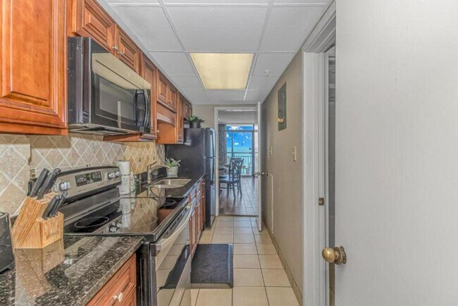 Building Photo - 1501 S Ocean Blvd