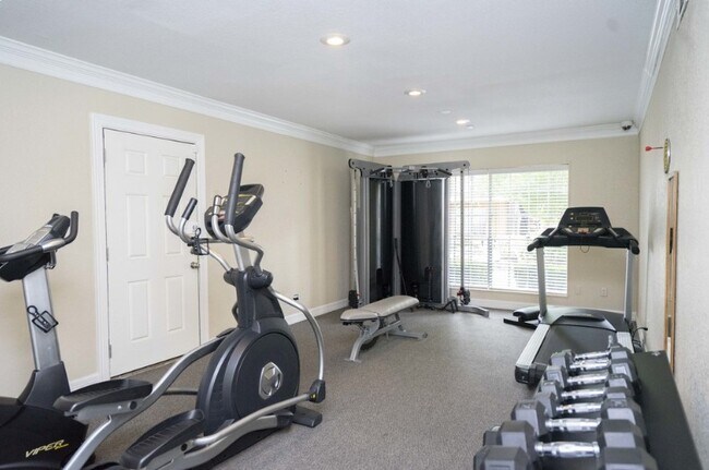 Building Photo - Diamond Hill at Westheimer