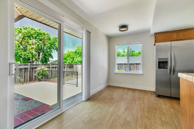 Building Photo - Move-In Ready Cambrian Gem – New Appliance...