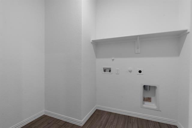 Building Photo - 1209 Bonsmara Dr