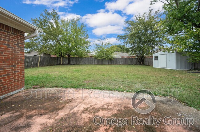Building Photo - 6525 Foxleigh Ct