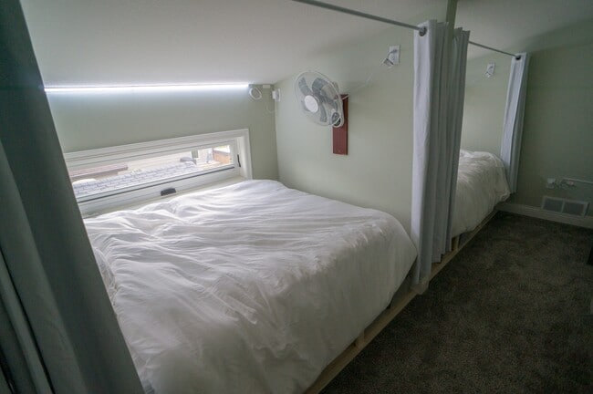 Building Photo - 1547 Norrona Ct SW