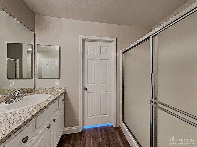 Building Photo - 8940 Annabeth Ct