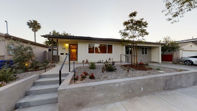 Primary Photo - 7 BD, 3 BR. Spacious Yard!!