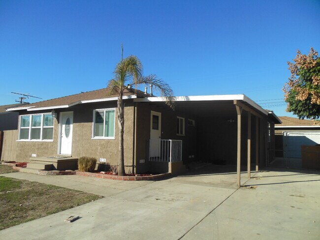 Building Photo - 11415 Potter St