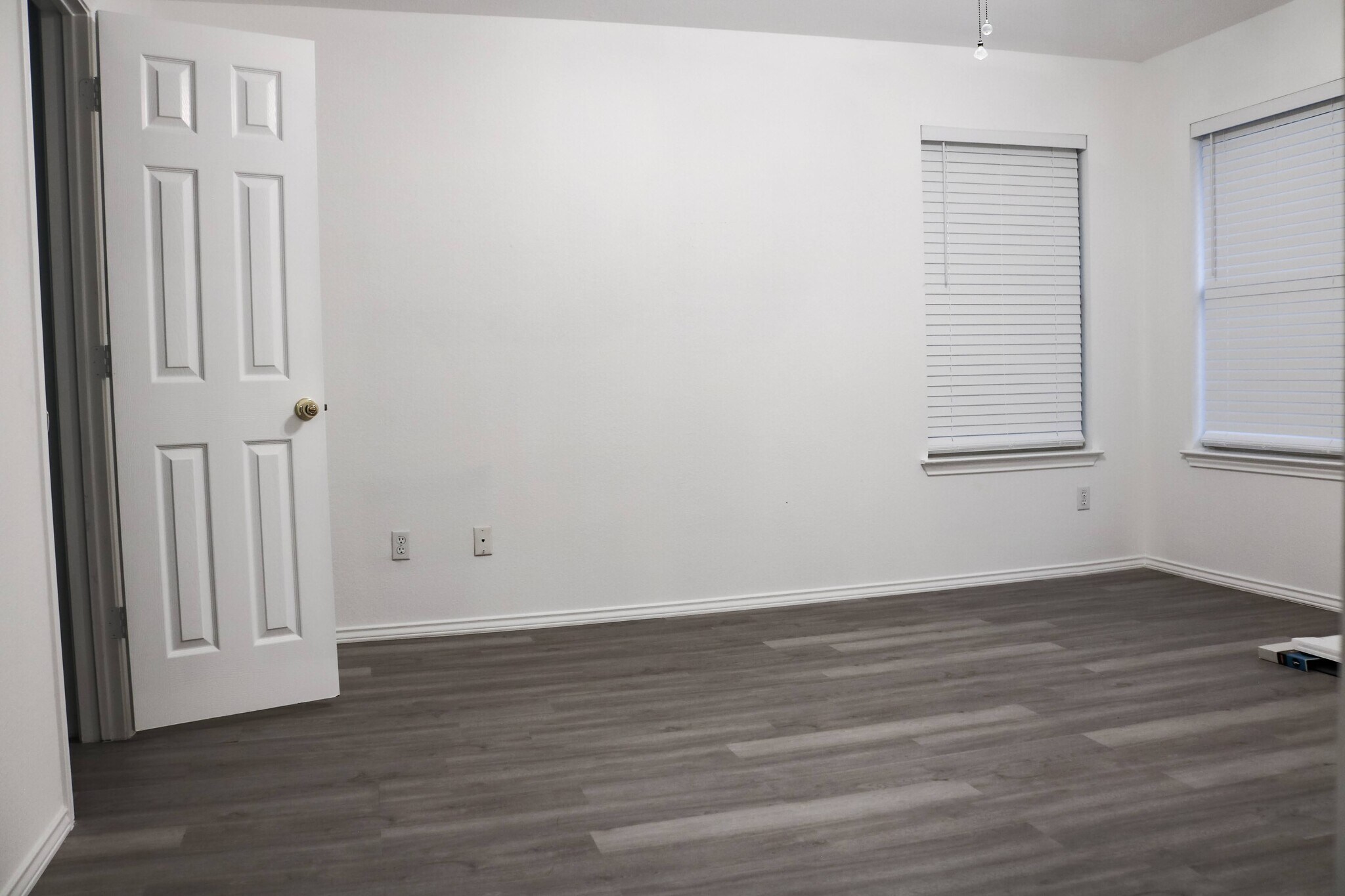 Building Photo - 17400 Bottle Springs Ln