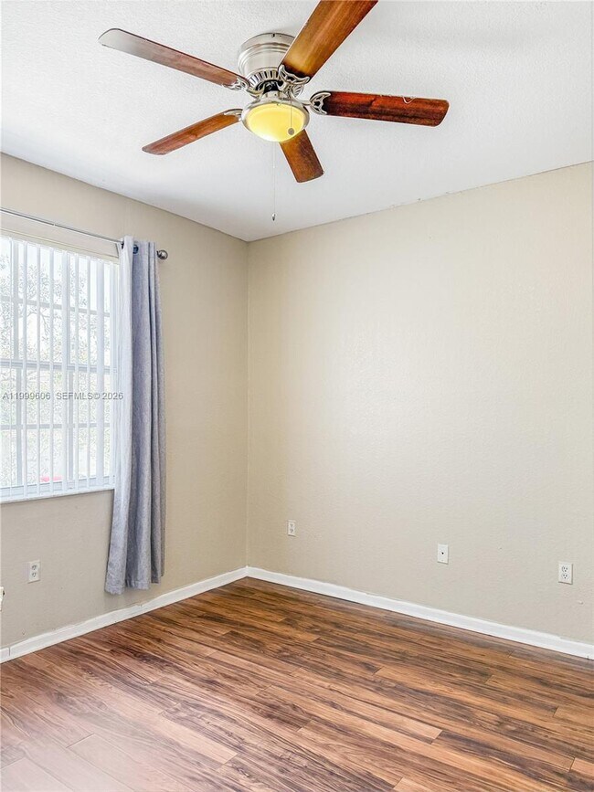 Building Photo - 2579 SW 85th Ave