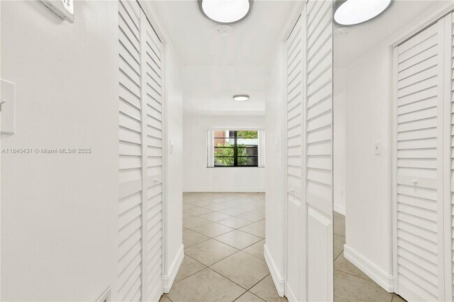Building Photo - 8287 SW 128th St