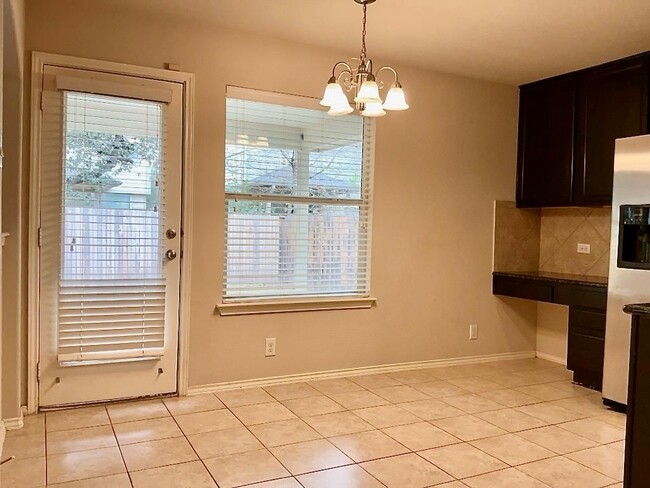 Building Photo - 8720 Blackvireo Dr