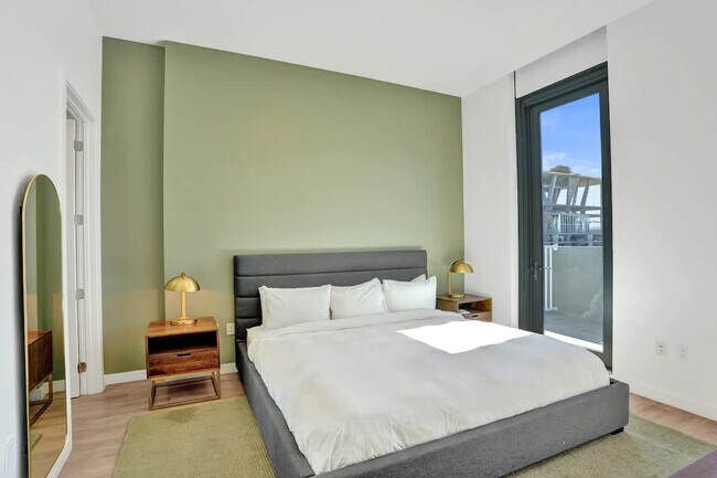 Building Photo - 1220 17th St