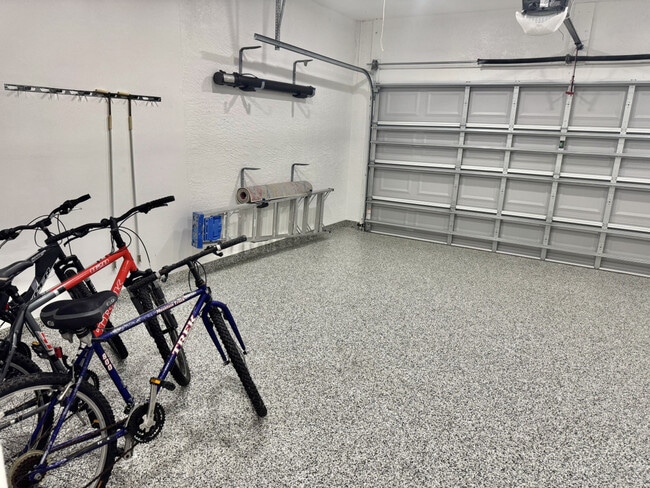 Building Photo - 236 SW 47th St