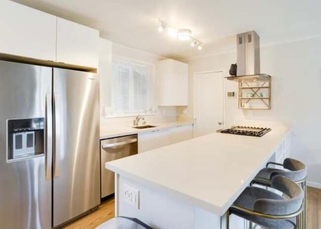 Building Photo - 1234 81st Ave