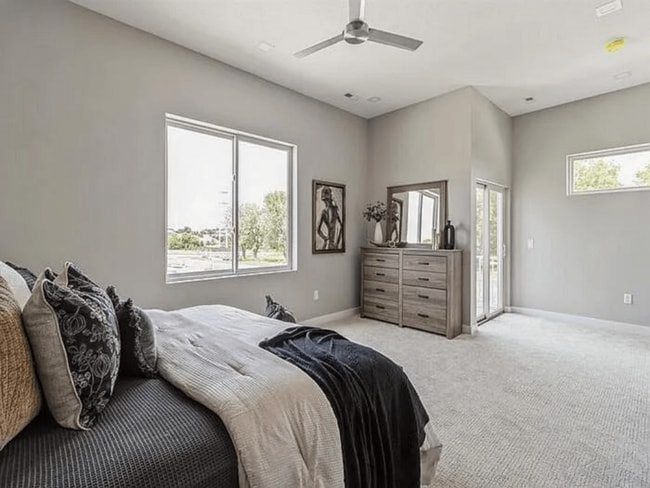 Building Photo - 15588 Rocklyn Dr