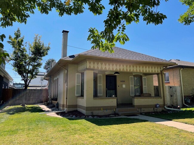 Building Photo - STUNNING Updated Bungalow Home in the West Highlands- Available 8/5!