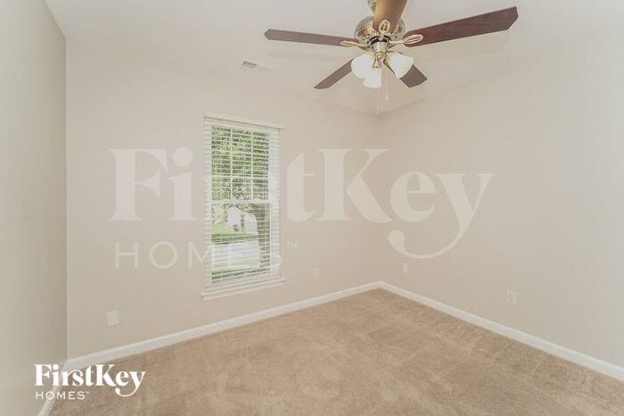 Building Photo - 246 Grayland Rd