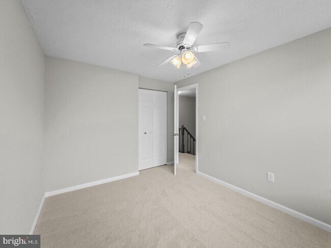 Building Photo - 10110 Shelldrake Cir