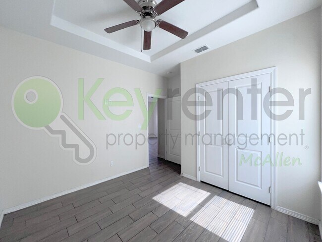 Building Photo - 3B/2B Gated Community, UNBEATABLE PRICE - Edinburg TX