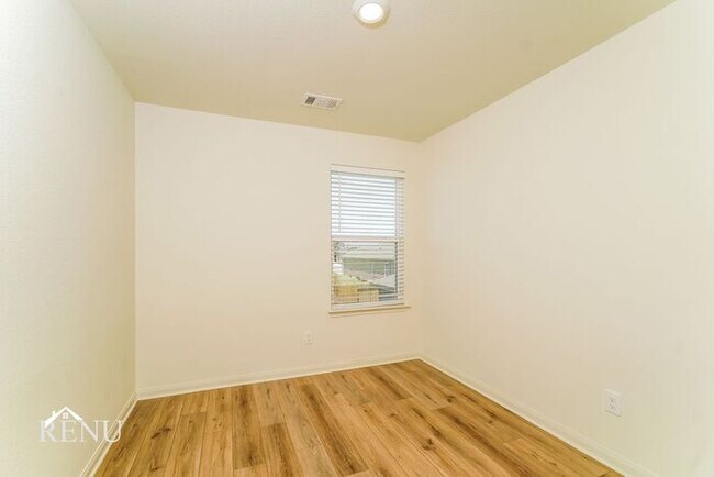 Building Photo - Coming Soon!