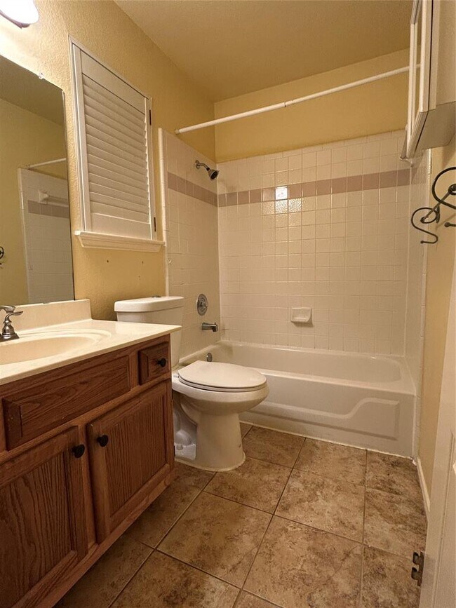 Building Photo - 7413 Amanda Ellis Way