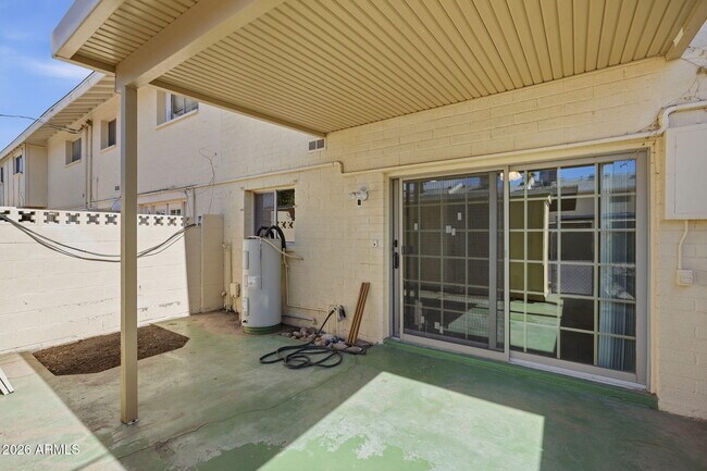 Building Photo - 3937 S Mill Ave