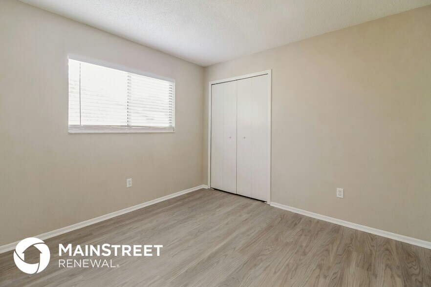 Building Photo - 340 Ashbourne Dr
