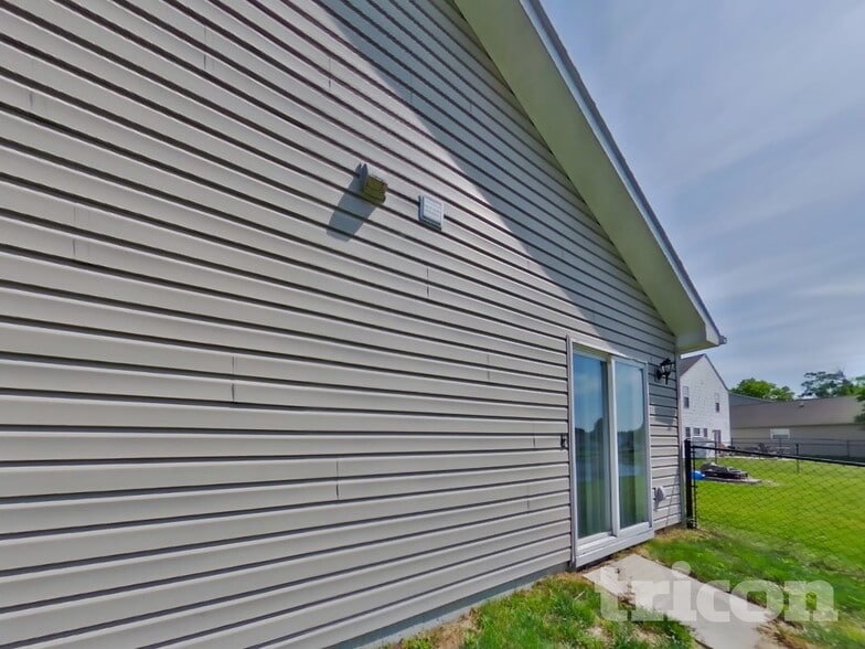 Building Photo - 643 Rocky Meadow Dr