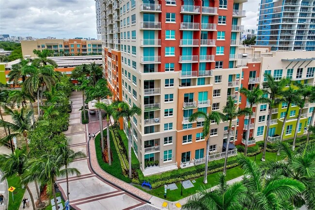 Entrance facing N. Bayshore Dr - 2001 Biscayne Blvd